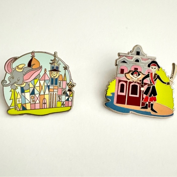 Disney Pin Happiest Place On Earth Retro Mystery Small World Pirates Set Of 2 - Picture 1 of 5
